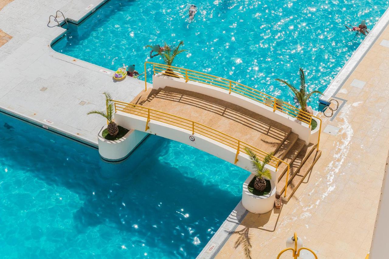 Sunny Flat W/ Balcony & Pool By Lovelystay Portimão Εξωτερικό φωτογραφία
